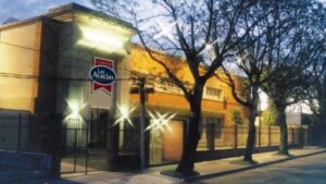 Fachada Las Acacias